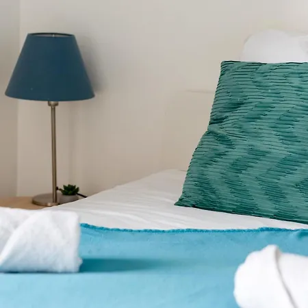 Le Leon 13 Joli Avec Balcon Situe A Lejlighed