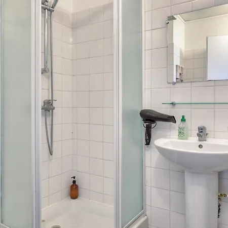 Le Leon 13 Joli Avec Balcon Situe A Lejlighed